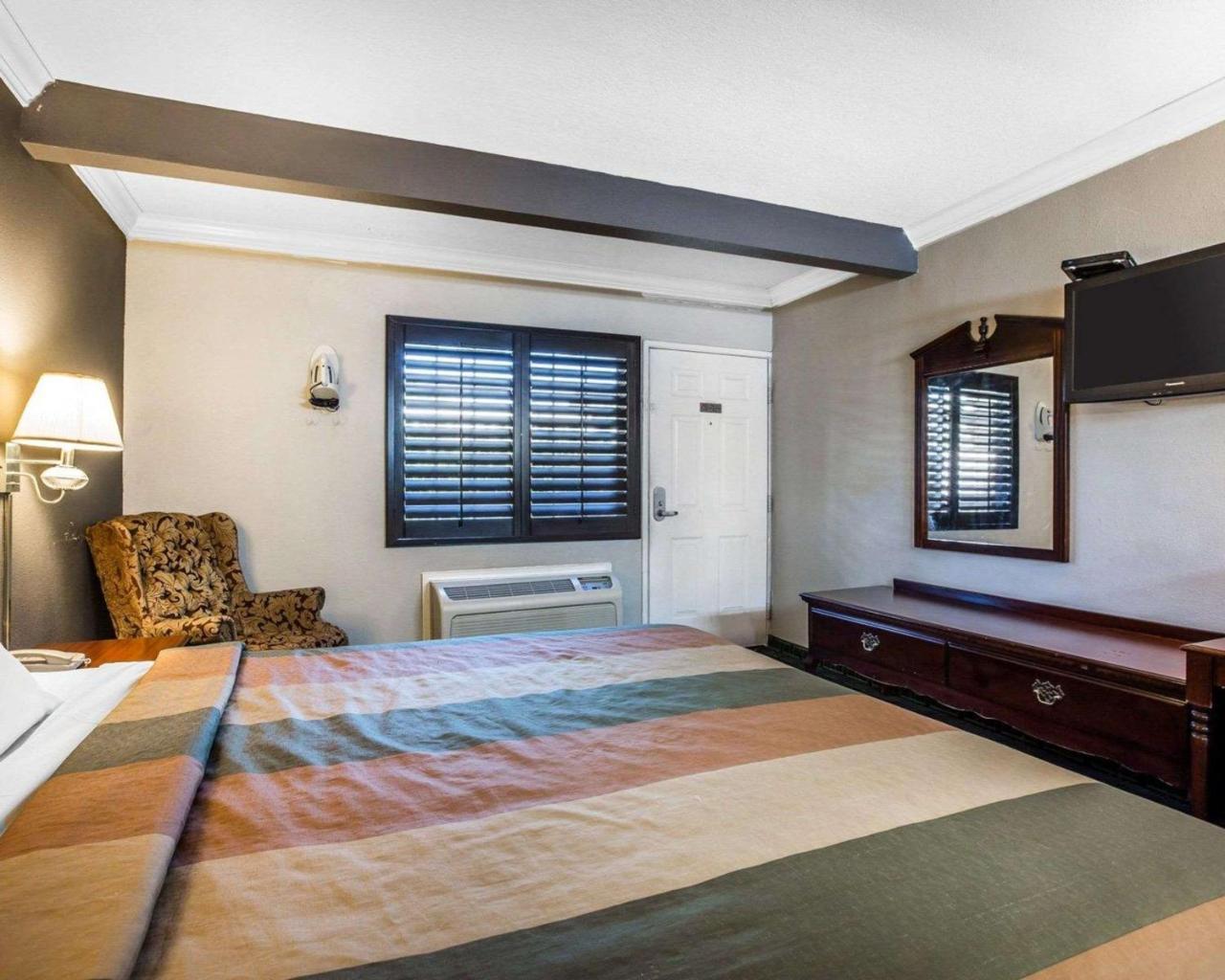 Rodeway Inn Hollywood - Los Angeles — Photos 2